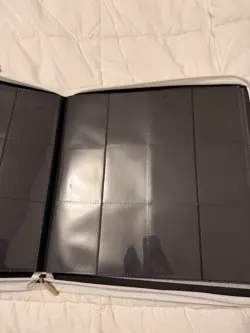 Ultra PRO Pokemon Elite Series Arceus Zip Binder White Holds 480 Cards 74427158675 - Image 3