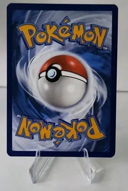 Pokemon TCG Leafeon Pokeball Holo Prismatic Card 005/131 Evolutions NM - Image 2