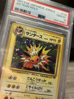 Pokemon TCG Jolteon #135 Japanese Jungle Unlimited Holo Rare 1998 PSA 10 - Image 3