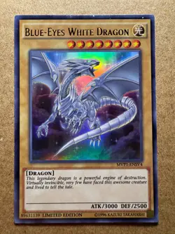 Blue-Eyes White Dragon MVP1-ENSV4 Movie Pack Ultra Rare Yugioh - Image 1