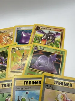 Lot of 13 1999 Pokemon Fossil Base. - Image 4
