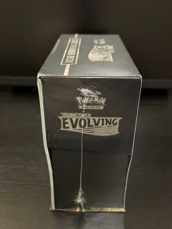 Pokemon Evolving Skies Elite Trainer Box ETB New Factory Sealed - Image 3