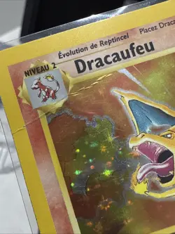 Pokemon TCG Charizard Base Set Holo Unlimited Rare Card 4/102 FRENCH DMG - Image 3