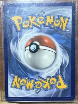 Pokemon Pikachu TCG VMAX Vivid Voltage Card 044/185 Regular Ultra Rare - Image 2