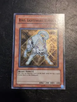 Yu-Gi-Oh SUPER RARE HOLO RYKO LIGHTSWORN HUNTER LODT-EN022 1996 VINTAGE PRINT LP - Image 1
