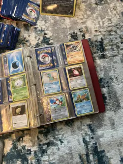 Random Pokemon Cards Lot - Image 4