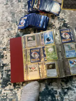 Random Pokemon Cards Lot - Image 5