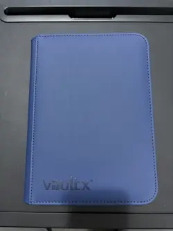 POKEMON GO Complete Master Set ONLY 1 PROMO (2x) + VaultX Binder - 150 Cards - Image 1
