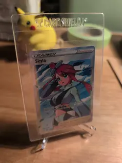 Skyla Full Art Trainer From Shining Fates 072/072. Near Mint Card. - Image 1