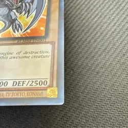 Blue-Eyes White Dragon BLMM-EN001 (Chibi Art) 1st Edition Secret Rare Yu-Gi-Oh! - Image 3