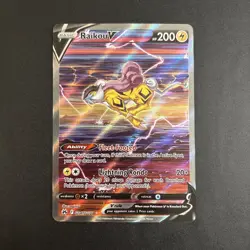Pokemon TCG Crown Zenith Galarian Gallery Ultra Rare Raikou v GG41/GG70 - Image 2