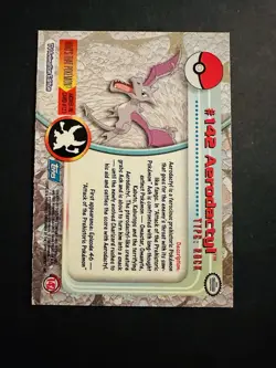 Pokemon Topps Series 3 Blue Logo Non Holo #142 Aerodactyl - Image 2