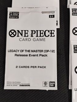Lot of One Piece pks and cards -read- - Image 4