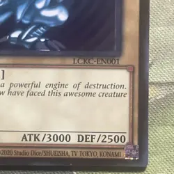 Blue-Eyes White Dragon (Version 2) LCKC-EN001 Legendary Collection Kaiba Yugioh - Image 4