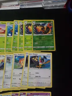 Pokemon Tcg - Astral Radiance- 35 Bulk Card Lot. - Image 2