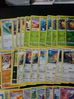Pokemon Tcg - Astral Radiance- 35 Bulk Card Lot. - Image 3