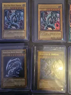 **16 CARD VINTAGE YU-GI-OH LOT OF *ALL HOLOS* INCLUDING A DECK BOX** - Image 4