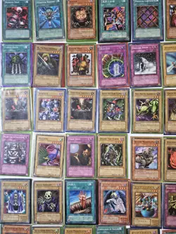 Yu-gi-oh Dungeon Dice Monsters Starter Set, Magazine, & 200+ Card Lot - Image 5