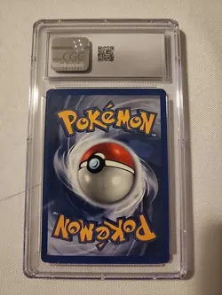 Gyarados 6/102 Base Set Unlimited Holo Rare Pokemon 1999 CGC 9 - Image 2