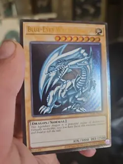 Yu-Gi-Oh Blue-Eyes White Dragon OP28-EN001 Ultimate Rare - Image 1