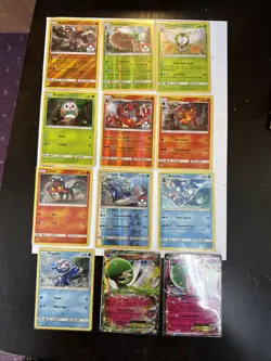 LOT OF 12 MIXED POKEMON CARDS - LIGHTLY PLAYED AND IN EXCELLENT CONDITION - Image 1