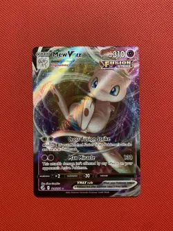 Mew VMAX 114/264 Swsh08: Fusion Strike Pokemon Card TCG - Image 1