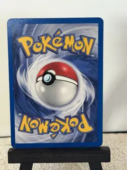 2000 POKEMON GYM CHALLENGE 1ST EDITION #11/132 LT. SURGE'S RAICHU HOLO - Image 3