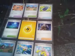 Pokemon cards, 100 + cards of variety. Includes some rare. - Image 2