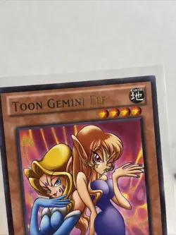 Yugioh! Toon Gemini Elf DL6-EN001 Super Rare MP - Image 4