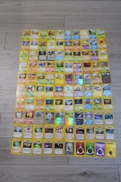 Pokemon Cards Lot of 200 from 2000-2004 and Lot of 315 Pokemon Poke Trivia Cards - Image 5