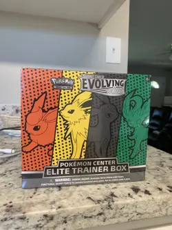 EVOLVING SKIES POKEMON CENTER ETB ELITE TRAINER BOX NEW SEALED POKEMON 2021 SWSH - Image 1