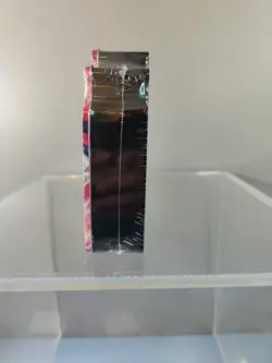 NEW SEALED 2005 YU-GI-OH! RED COLLECTIBLE CARD CARRYING TIN WITH GUMBALLS - Image 3