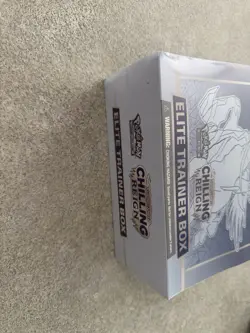 2021 Pokemon TCG Sword & Shield Chilling Reign Elite Trainer Box ETB Sealed New - Image 2