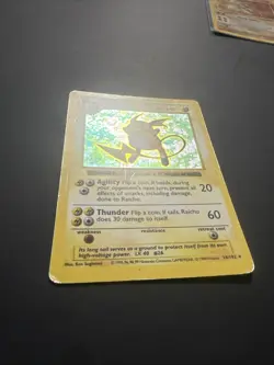 1999 Pokemon RAICHU Base Set SHADOWLESS Edition HOLO Rare Card 14/102 WotC mp-hp - Image 3