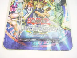 Konami YuGiOh LEGACY OF DARKNESS 1996 Factory Sealed BOOSTER BLISTER PACK - Image 3