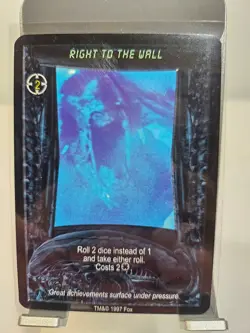 RIGHT TO THE WALL Aliens Predator CCG Rare Card 1997 Fox Premiere - Image 1
