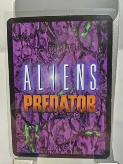 RIGHT TO THE WALL Aliens Predator CCG Rare Card 1997 Fox Premiere - Image 2