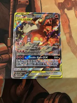 Reshiram & Charizard GX - SM201 - Pokemon Sun & Moon Promo Ultra Rare Card NM - Image 1