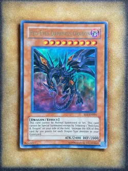 Yugioh Red-Eyes Darkness Dragon SD1-EN001 Ultra Rare LP - Image 1