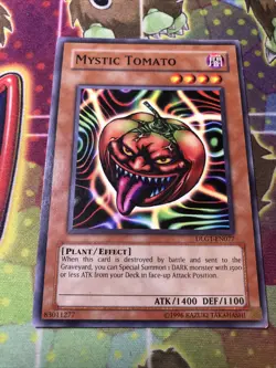 Mystic Tomato - DLG1-EN077 - Common - Unlimited Edition - Image 1