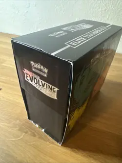 Pokemon Evolving Skies Empty ETB Box With Accessories, Dice, Card Sleeves - Image 2