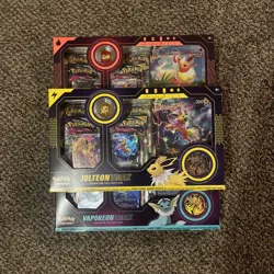 Pokemon Eeveelution Vmax Premium Collection Vaporeon Flareon Jolteon Set of 3 - Image 1