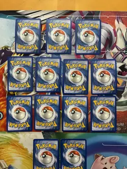 Vintage Pokemon Card Lot Holo Reverse Holo Fire Charizard Blastoise Flareon - Image 5