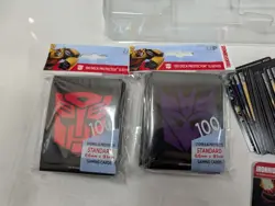 Transformers TCG Autobots Starter Set Trading Card Game + 200 Deck Protectors - Image 4