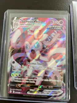 Pokemon TCG Sylveon Vmax &Sword & Shield: Evolving Skies 075/203 Holo Ultra Rare - Image 2
