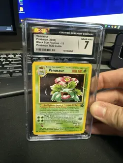 [CGC 7 NEAR MINT] Venusaur Pokemon TCG (2000) Black Star Promo 13 Holo SWIRL - Image 1