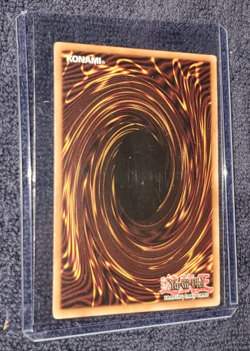 Yu-Gi-Oh "DARK MAGICIAN" SDY-006 - Konami Trading Card / YGO - Image 3