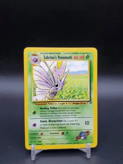 Sabrina’s Venomoth 34/132 Gym Heroes MP Pokemon Card - Image 1