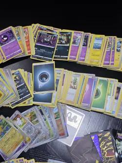 Mixed Bulk Lot 900+ Pokemon Cards Plus 11 Bonus Sleeves Some Dupes - Image 3