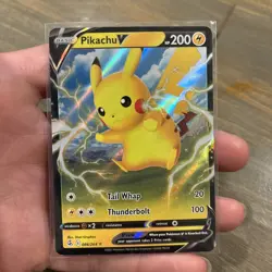 Pokemon TCG Pikachu V 086/264 Fusion Strike Ultra Rare Holo Near Mint NM - Image 2